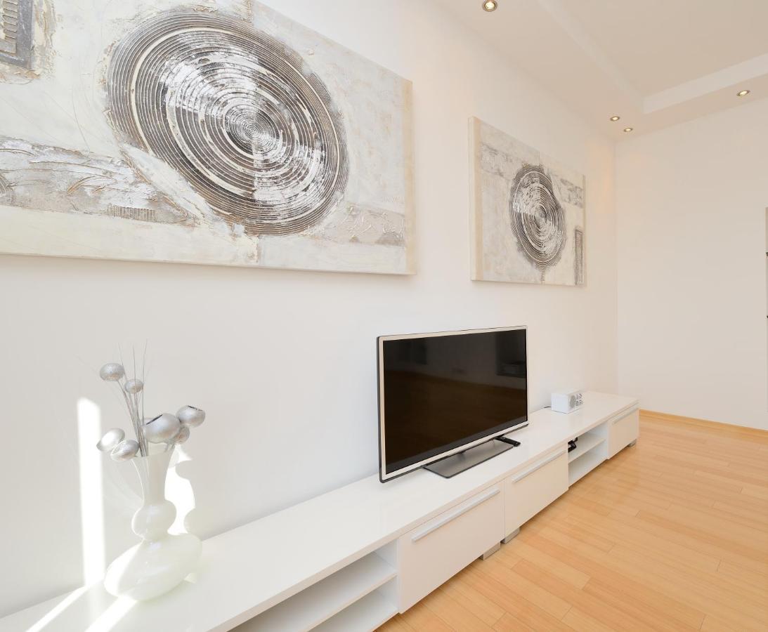 Eden Penthouse Apartments Zara Esterno foto