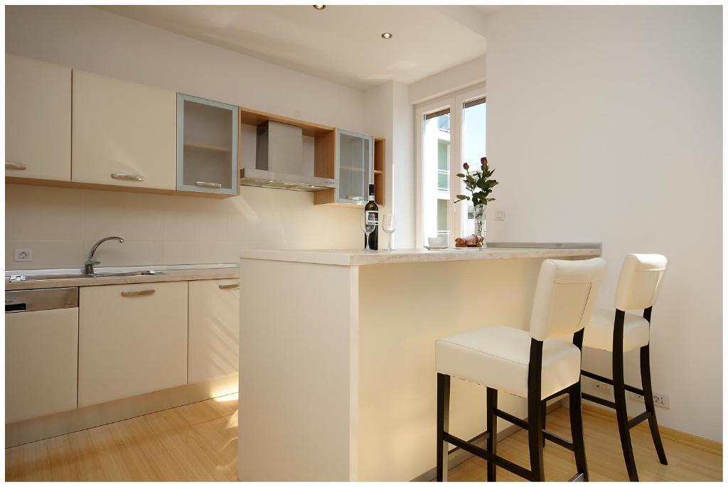 Eden Penthouse Apartments Zara Camera foto